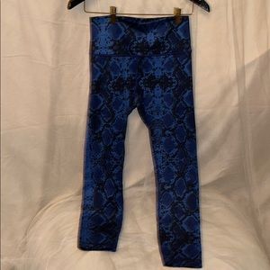 Lululemon python print leggings